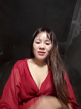 Snapshot of TinTim02 chatting on February 23, 11:13 pm TinTim02 online show from February 23, 11:13 pm