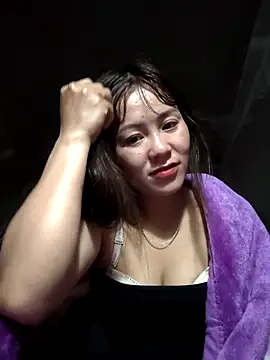 Snapshot of TinTim02 chatting on February 26, 10:53 pm TinTim02 online show from February 26, 10:53 pm