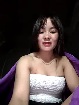 Snapshot of TinTim02 chatting on March 13, 9:32 pm TinTim02 online show from March 13, 9:32 pm