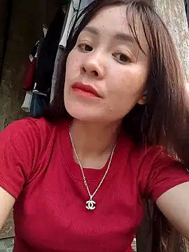 Snapshot of TinTim02 chatting on March 27, 10:48 am TinTim02 online show from March 27, 10:48 am