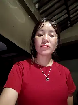 Snapshot of TinTim02 chatting on March 29, 10:04 am TinTim02 online show from March 29, 10:04 am