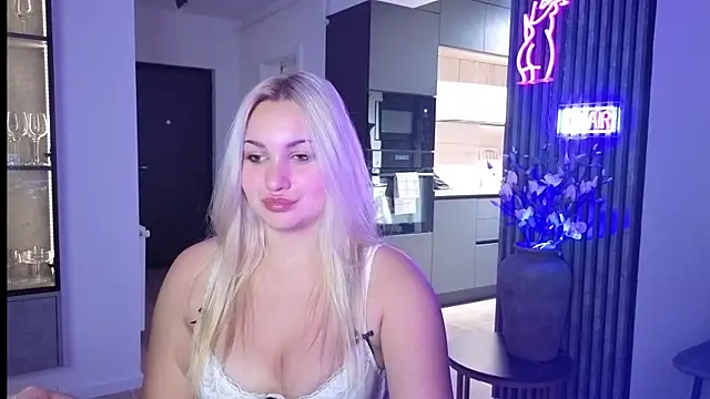 adrelaxina online show from October 16, 7:15 pm