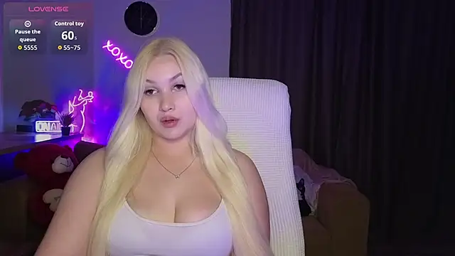 Snapshot of adrelaxina chatting on May 7, 10:59 pm adrelaxina online show from May 7, 10:59 pm