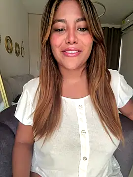 Snapshot of MegannHills chatting on September 26, 2:54 pm MegannHills online show from September 26, 2:54 pm