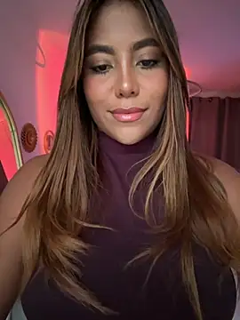 Snapshot of MegannHills chatting on September 27, 6:13 pm MegannHills online show from September 27, 6:13 pm