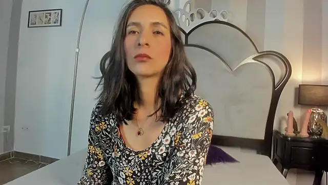 MiaAmore  online show from April 2, 2:47 pm