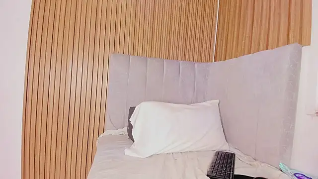 abby swith41 online show from February 17, 1:29 pm