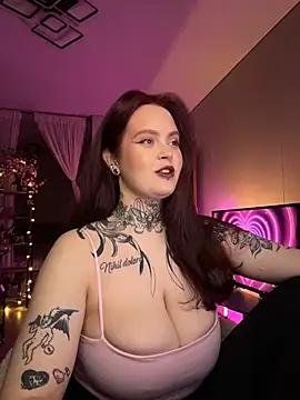 Mariiiiiway online show from April 12, 8:14 pm