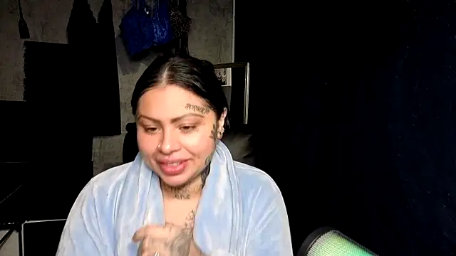 chicanachic13 online show from November 23, 2:44 am