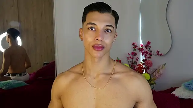 Troye Williams online show from March 22, 12:30 pm