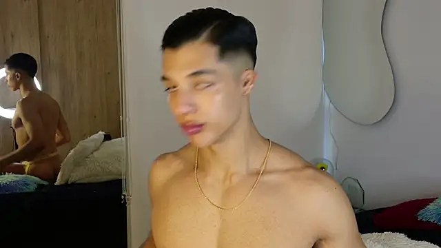 Troye Williams online show from April 21, 11:27 am