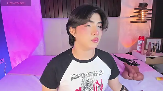 Creamy Angelo online show from January 8, 3:53 am