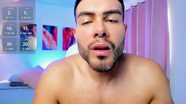 ZarekFox online show from November 15, 7:54 pm