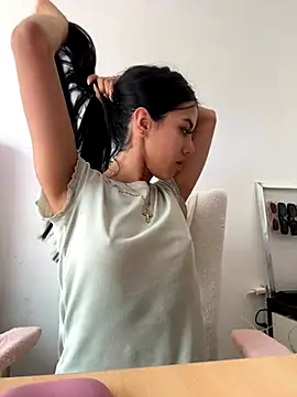 Victoria alson online show from October 6, 1:30 pm