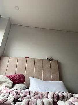 Victoria alson online show from December 19, 1:51 pm