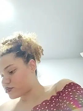 SirenRouge 69 online show from March 14, 9:09 pm