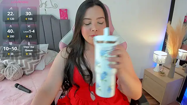 amaia monet online show from April 15, 7:43 pm