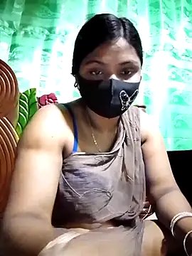 Snapshot of Mistompa24 chatting on October 17, 6:38 am Mistompa24 online show from October 17, 6:38 am