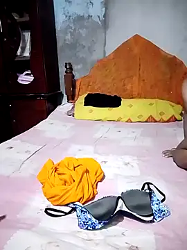 Snapshot of Mistompa24 chatting on October 21, 2:40 pm Mistompa24 online show from October 21, 2:40 pm