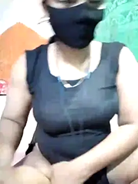 Snapshot of Mistompa24 chatting on October 29, 3:25 pm Mistompa24 online show from October 29, 3:25 pm