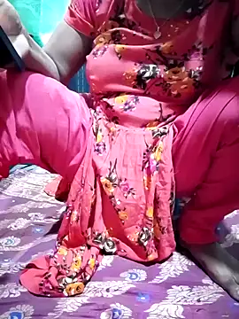 Snapshot of Mistompa24 chatting on November 20, 2:50 pm Mistompa24 online show from November 20, 2:50 pm