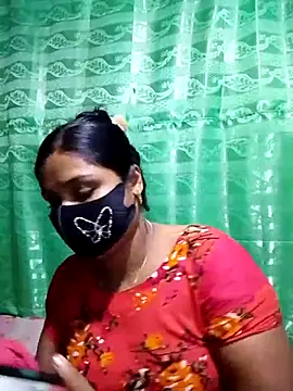 Snapshot of Mistompa24 chatting on November 21, 5:06 am Mistompa24 online show from November 21, 5:06 am