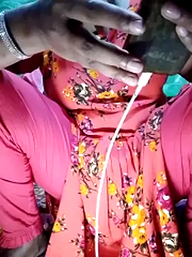 Snapshot of Mistompa24 chatting on November 26, 6:03 am Mistompa24 online show from November 26, 6:03 am