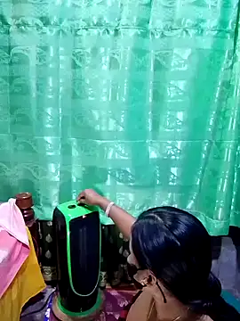 Snapshot of Mistompa24 chatting on November 27, 3:03 pm Mistompa24 online show from November 27, 3:03 pm