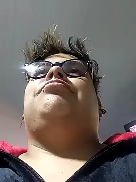 Snapshot of Hailey_Curvy chatting on October 12, 3:38 am Hailey Curvy online show from October 12, 3:38 am