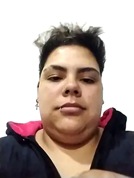 Snapshot of Hailey_Curvy chatting on October 19, 9:59 pm Hailey Curvy online show from October 19, 9:59 pm