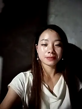 Snapshot of milo123-xx chatting on October 17, 12:19 pm milo123-xx online show from October 17, 12:19 pm