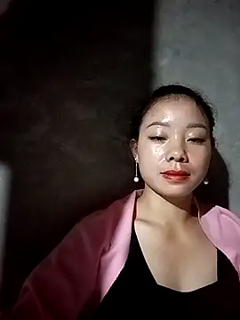 Snapshot of milo123-xx chatting on October 24, 12:56 pm milo123-xx online show from October 24, 12:56 pm