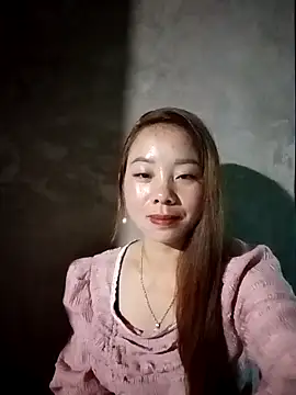 Snapshot of milo123-xx chatting on November 15, 1:25 am milo123-xx online show from November 15, 1:25 am