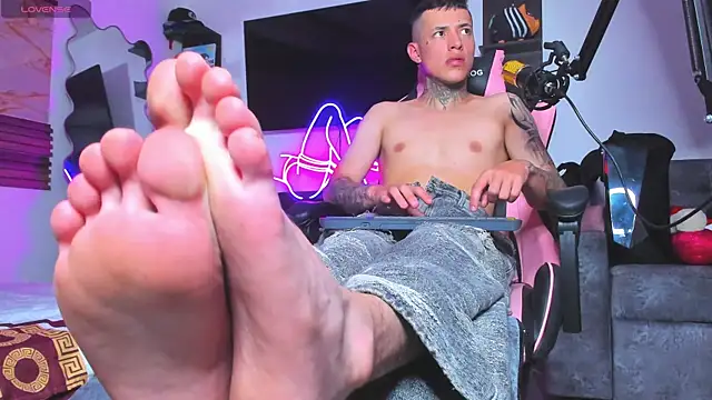 conor 2004 online show from September 23, 8:45 pm