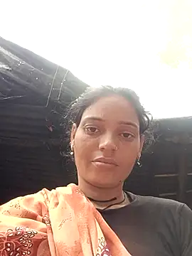 Snapshot of Dikchahot chatting on August 9, 10:42 am Dikchahot online show from August 9, 10:42 am