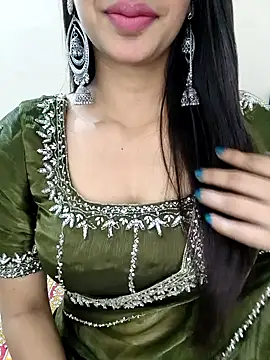 Snapshot of Cute_merry01 chatting on October 19, 6:25 am Cute merry01 online show from October 19, 6:25 am