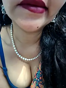 Snapshot of jaan-step chatting on April 6, 3:04 am jaan-step online show from April 6, 3:04 am