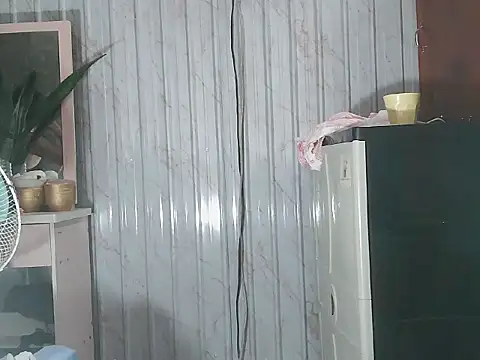 pinayhotii online show from October 11, 11:03 pm