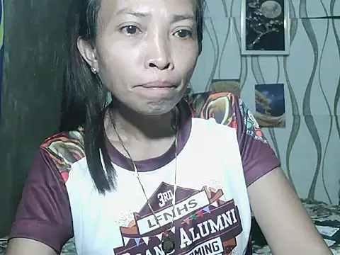 pinayhotii online show from February 4, 5:19 pm