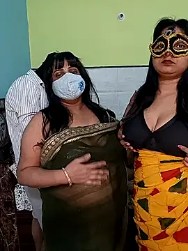 Snapshot of Hot_modal chatting on November 14, 5:22 pm Hot modal online show from November 14, 5:22 pm