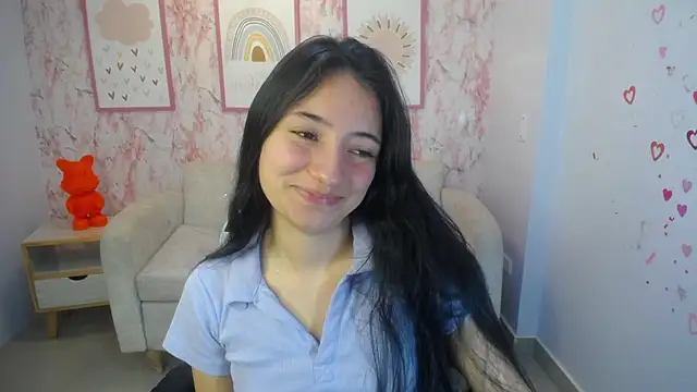 Snapshot of Kylie_ch1 chatting on November 6, 3:40 am Kylie ch1 online show from November 6, 3:40 am