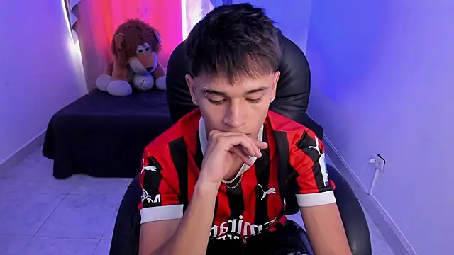 Aron Boyy online show from February 10, 7:29 pm