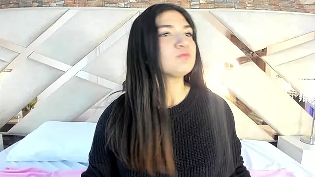 Snapshot of Valery_Brand chatting on October 4, 12:25 pm Valery Brand online show from October 4, 12:25 pm