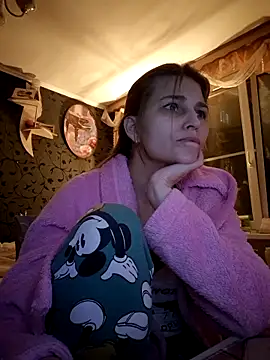 Kimberly Wolker online show from October 15, 4:18 pm