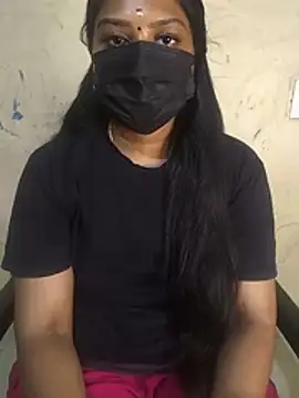 Snapshot of Tamil_Attitude_queen chatting on January 12, 7:19 pm Tamil Attitude queen online show from January 12, 7:19 pm