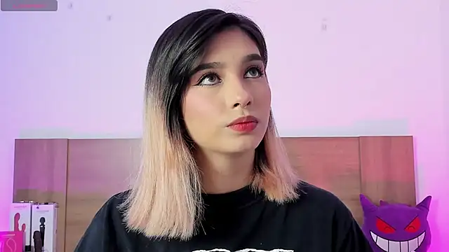 Akatsumi  online show from November 18, 8:57 pm