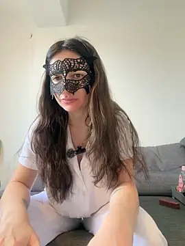 0gece0 online show from March 3, 9:04 am