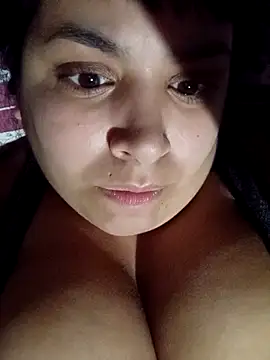 Snapshot of Pomelit00 chatting on March 1, 8:38 am Pomelit00 online show from March 1, 8:38 am