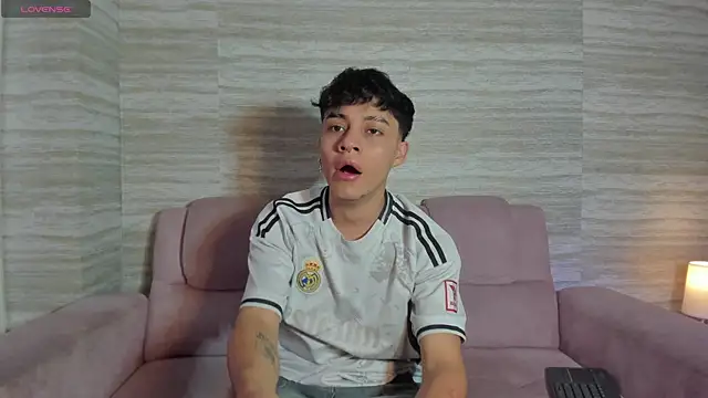 Dani rivass online show from December 14, 11:37 am