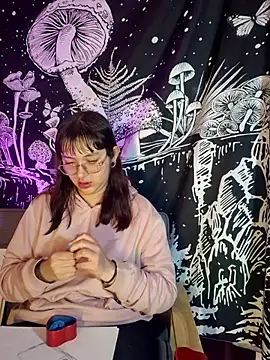 Violetaa Leee online show from September 11, 10:32 pm